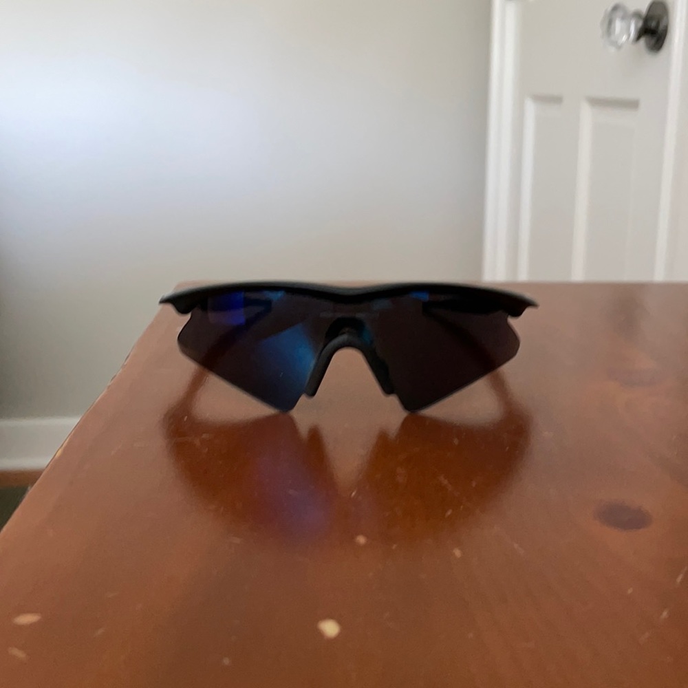 Oakley M Frame Sunglasses w Blue Irridium Lenses